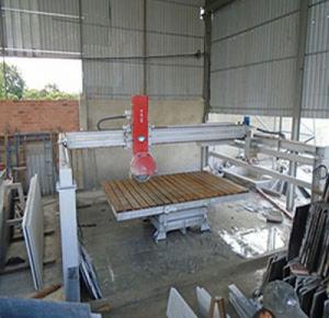 Máy cắt đá hoa Cương, Máy cắt cầu
