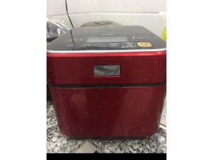 Nồi cơm nội địa nhật Mitshubisi 1L có cốc bù nước, đèn led