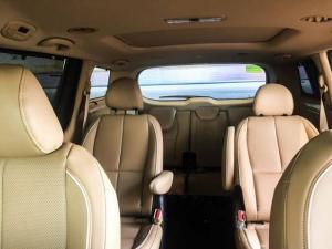 KIA Sedona 2018, giảm giá sốc, tặng BHVC