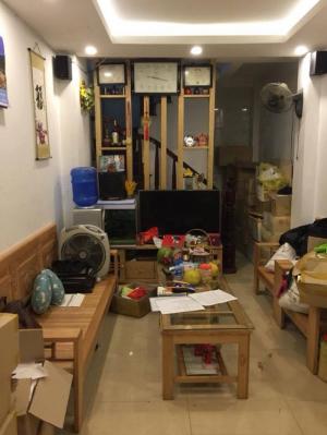 Bán nhà Hoàng Đạo Thành 30m2x4T Giá tốt, vị trí tốt.