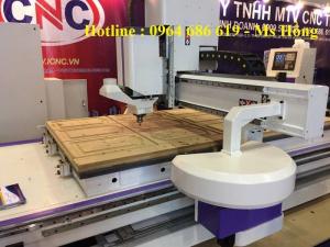 Máy cnc thay dao tự động, tự động thay dao có gì khác biệt ?