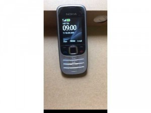 Nokia 2330c hàng chính hãng cỡ camera sau lưng