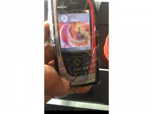 Nokia 7610 lá lớn chính hãng vỏ mới