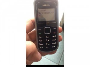 Nokia 1202 phần lan zin chỉ thai vỏ thoi nha