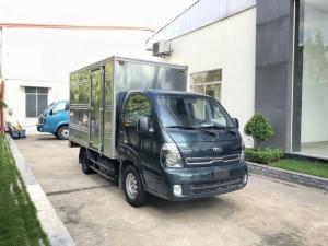 Thông số:
Chiều dài cơ sở : 2615 mm.
Trọng lượng bản thân : 1865 Kg.
Trọng lượng toàn bộ : 3050 Kg / 3960Kg.
Tải trọng cho phép : 990 Kg / 1900Kg.
Lốp xe: - Trước bánh đơn: 195R15C.
- Sau bánh đôi: 155R12C.