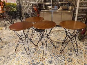 Mẫu bàn cafe số 1