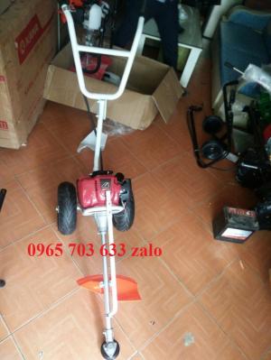 Máy cắt cỏ đẩy tay Honda GX35, hiệu quả và tiện lợi.