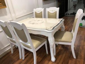 10 Bộ bàn ghế ăn tân cổ điển Châu Âu giá rẻ tại tphcm
