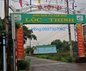 Bán nhà mới xây đẹp,giá rẻ ưu tiên cho công nhân giá chỉ 300trieu ngay khu dân cư đông đúc.