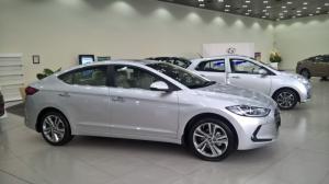 Hyundai Elantra 2018 - trả góp - Khuyến mãi lớn tại Hồ Chí Minh