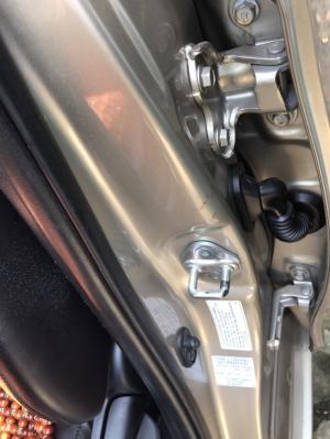 Bán ô tô Toyota Vios 1.5E đời 2015, màu vàng