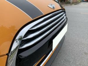 Cần bán gấp trả nợ xe Mini Cooper đời 2016,màu vàng, tự động full option