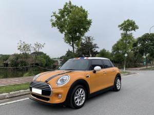 Cần bán gấp trả nợ xe Mini Cooper đời 2016,màu vàng, tự động full option
