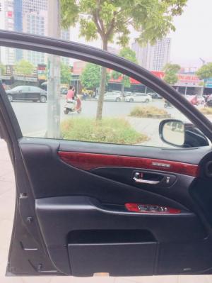 Lexus LS460L 4 chỗ, sản xuất 2008, đk T10/2009. Full kịch đồ.