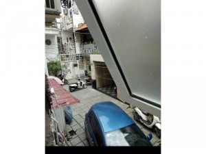 Cần bán nhà mặt tiền Q1