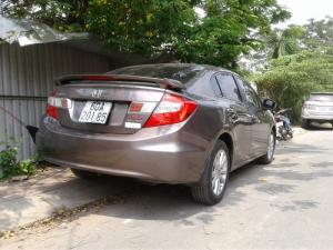 Honda Civic 2.0 02/2015 một đời chủ mua mới trong hãng . Cam kết không tông đụng . Trang bị đủ DVD