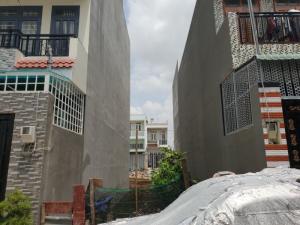 Bán căn nhà nát 50m2 ngay chợ Long Trường,Quận 9,đang cho thuê kinh doanh