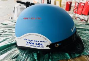 Nón bảo hiểm có in thêm logo thông tin doanh nghiệp