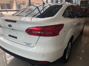 Giá Ford Focus Titanium 1.5L 4 cửa số tự động, trả trước 150 triệu có xe giao ngay tại Ford Gia Định - Gọi ngay 0966877768 (Mr Hải 24/24)