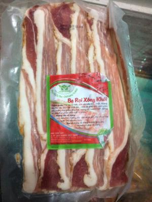 Ba rọi xông khói