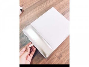 Hộp đựng phụ kiện Lancome