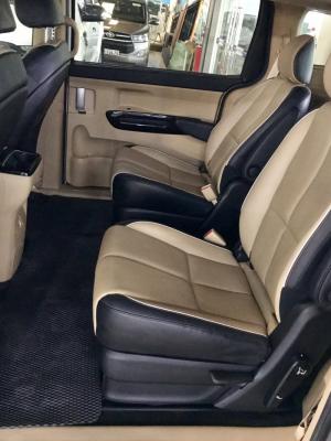 Kia Sedona 2014, số tự động, bản full, máy xăng, màu bạc
