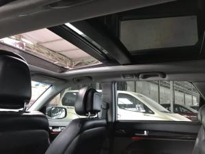 Bán Kia New Sorento GATH 2.4AT màu trắng số tự động máy xăng sản xuất 2015 biển Sài Gòn bản full