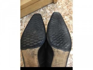 Đôi giày nữ Made in Japan hiệu Elegance màu đen, đế 7 cm, hình thức đẹp như hình, cỡ 37