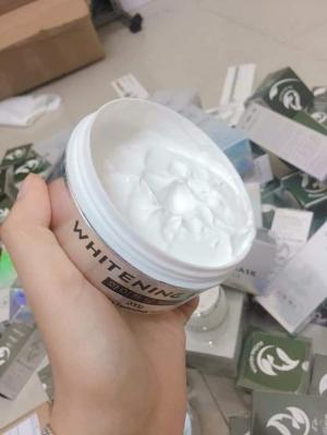 Kem Nuôi dưỡng làn da trắng hồng, rạng rỡ