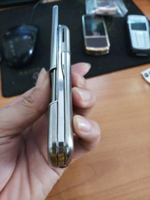 Nokia 8800 Cacbon Main E chính hãng