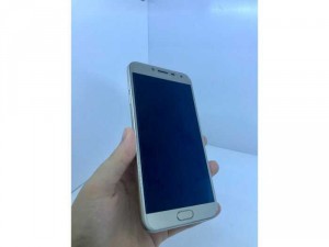 Cần bán samsung j4 máy đẹp như mới