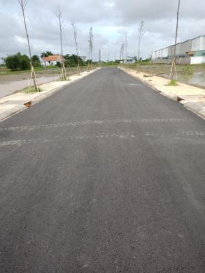 Bán gấp lô đất sồ hồng riêng 5x20m giá chỉ 1ty3 đường DT10