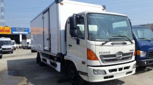 cabin xe tải Hino 6.2 tấn thùng bảo ôn rộng rãi, tiện nghi