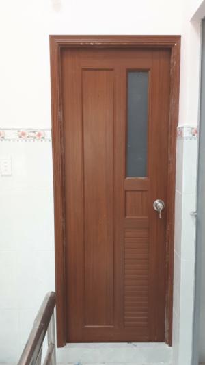 Cửa nhựa đài loan giá rẻ phủ da giả gỗ ở Bình Tân,Tân phú,Quận 6,Bình Chánh