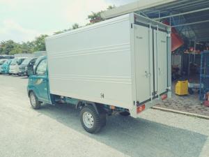 thùng kín xe towner990