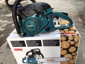 Máy cưa xích Makita DCS6401