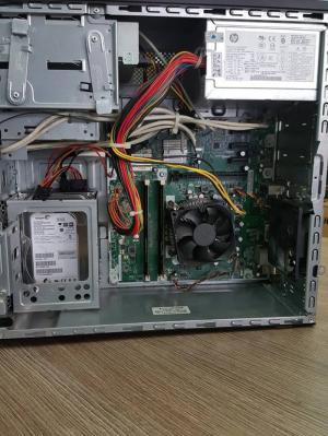 Thùng Hp 7000 case đứng: H61, i5-2400s, 4GB, 250GB, Wifi N, DVD-RW