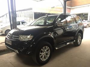 Bán Pajero Sport MT 2014 máy dầu, màu đen, đúng chất, biển TP, giá TL, hổ trợ góp