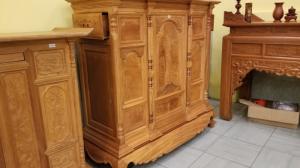 Tủ Thờ Bụng Phẳng Vân Gỗ Đẹp Mắt