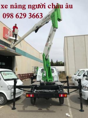 Xe nâng người