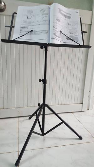 Giá Để Sách Nhạc Guitar