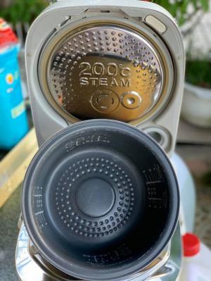 Nồi cơm Panasonic SR-SX102 (1LIT) ly nước (20O°C)
