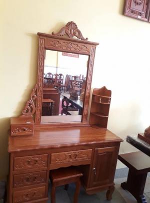 Bàn Trang Điểm Gõ Đỏ Cao Cấp