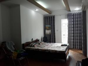 Bán nhà 4 tầng độc lập trong ngõ miếu hai xã