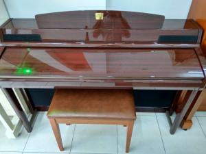 Piano Điện Yamaha CLP280 cực mới trên 90%