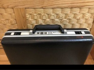 Ca táp Echolac Nhật Bản cỡ trung, khoá số mã 781, mọi thứ đều chắc chắn, nguyên bản, kt 43x31x11cm