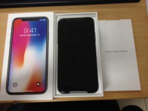 Điện thoại IPhoneX 64Gb màu xám
