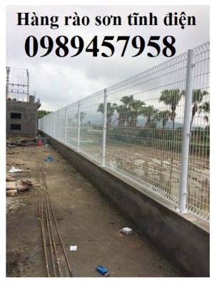 Nhận thi công lắp đặt hàng rào mạ kẽm điện phân phi 4, phi 5 ô 50x100, 50x150, 50x200, hàng rào mạ nhúng nóng tại Vĩnh Phúc