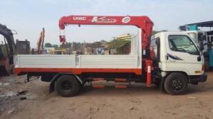 xe cẩu unic