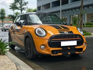 Cần bán gấp xe Mini cooper 2015,màu vàng xịn, xe chở sếp